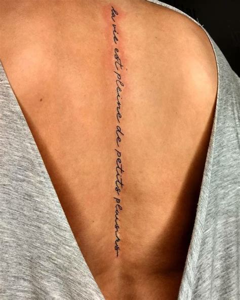 frases para tatuajes en la columna mujer|Frases para la columna tatuajes